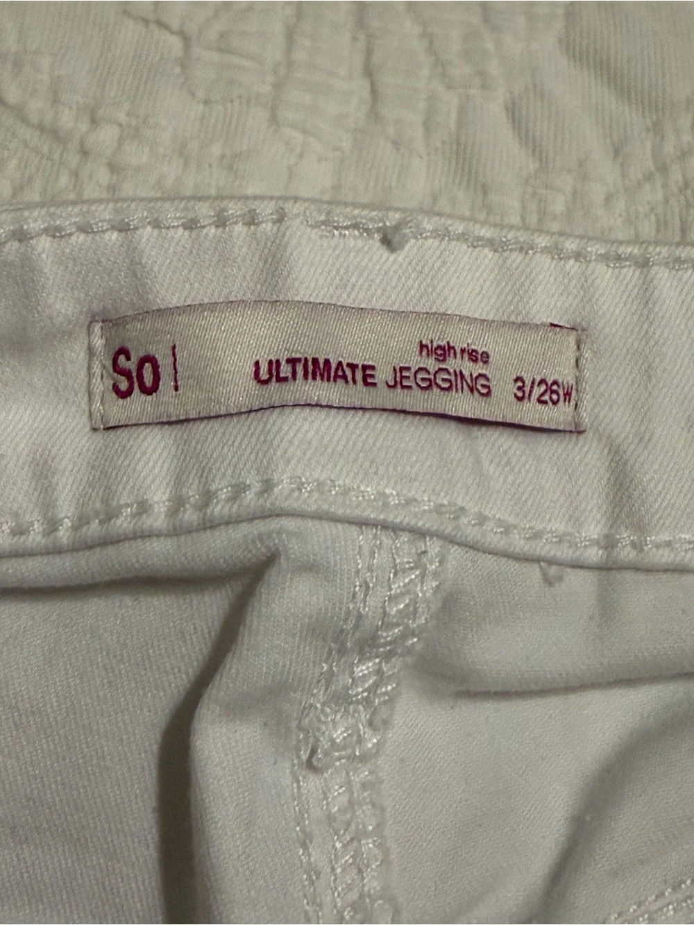 2 for$5✨SO Junior’s White High-Rise Jeggings, Size 3/26